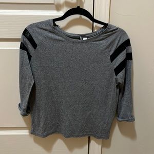 Long sleeve t-shirt